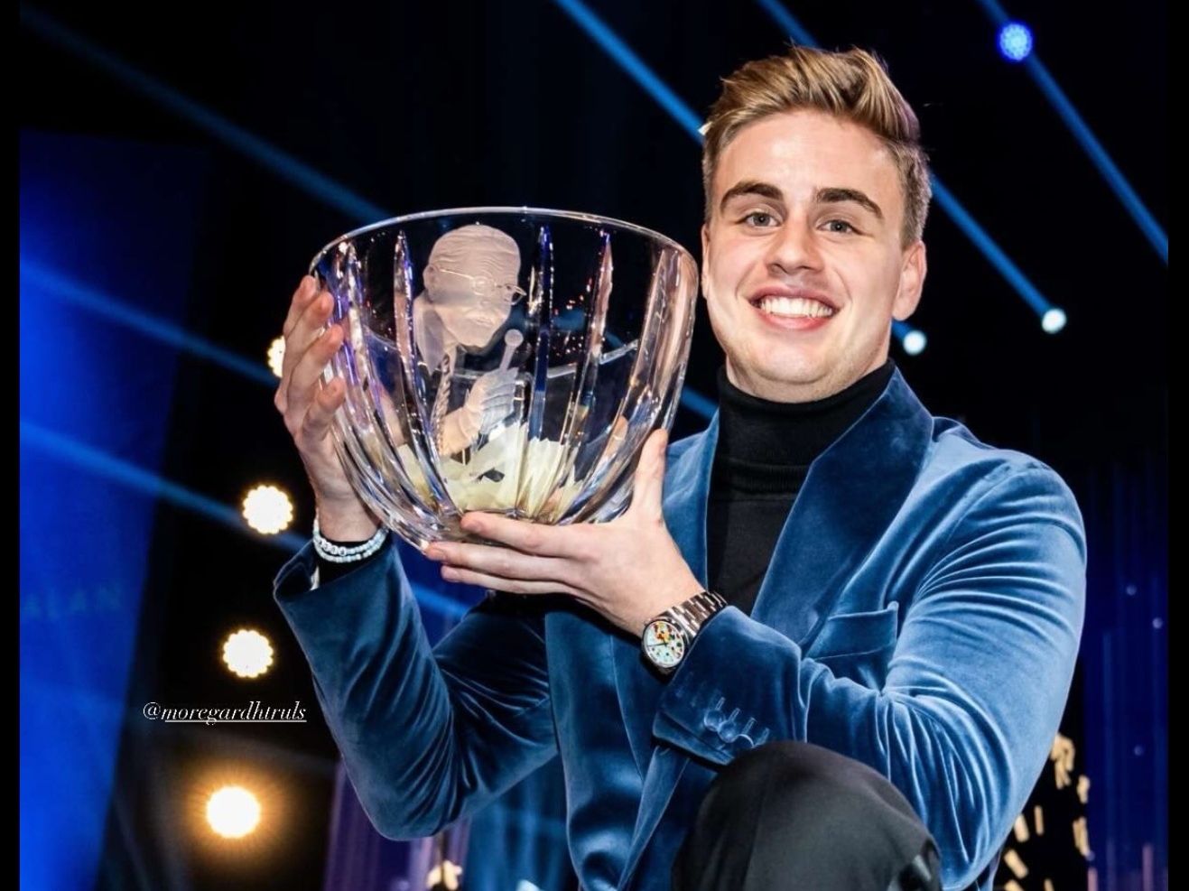 包含瑞典队发挥出色，晋级之路一帆风顺的词条