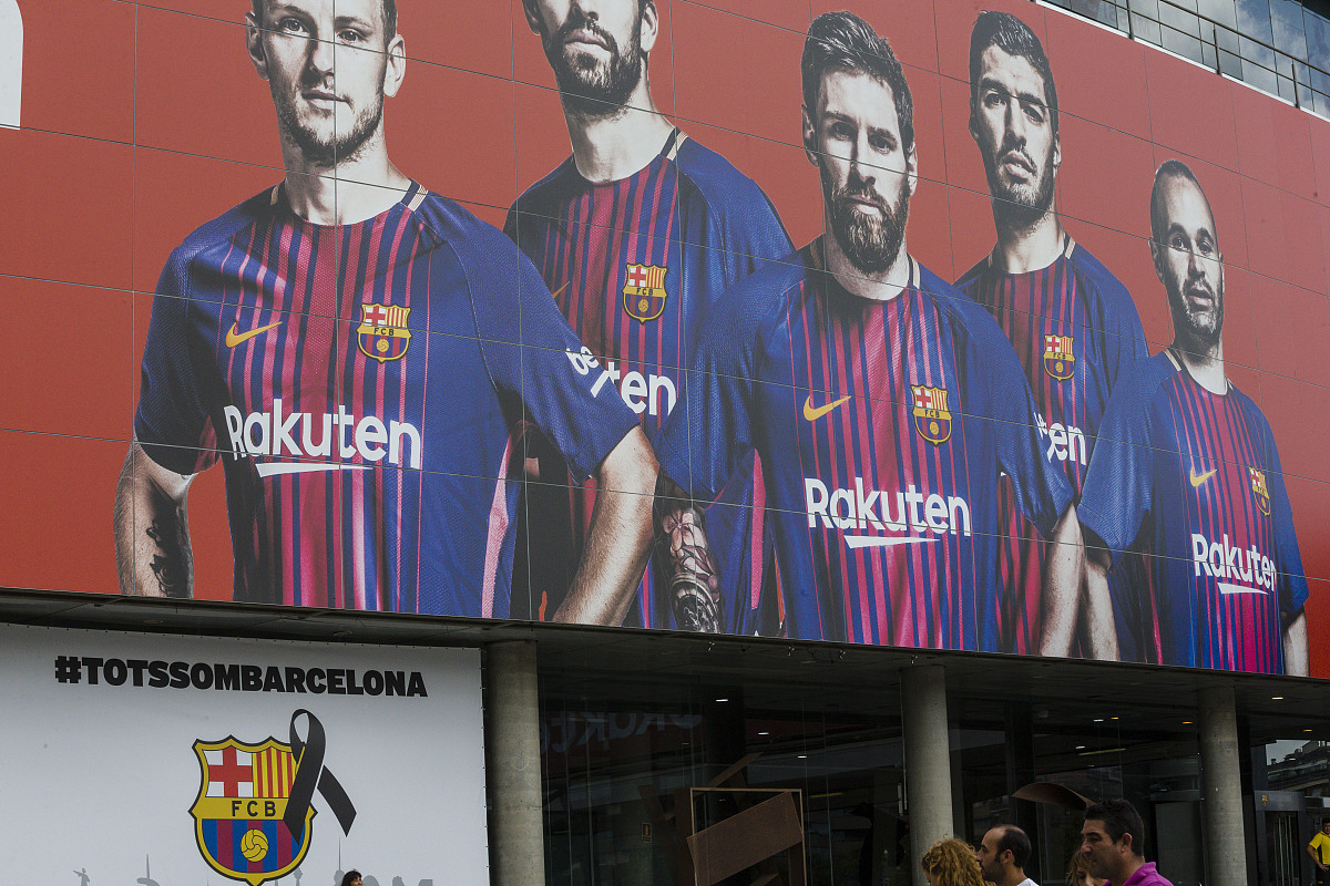 包含巴塞罗那主场平局，西甲夺冠几率减弱的词条