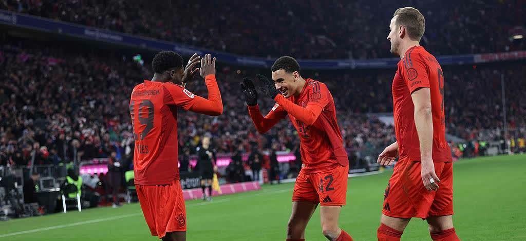 爱游戏网页版入口-拜仁慕尼黑攻击力全开，主场大胜对手升至榜首