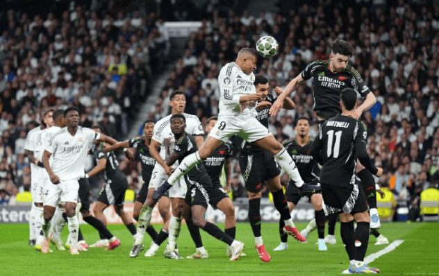 欧洲超级联赛决赛将在伯纳乌举行 欧洲超级联赛决赛将在伯纳乌举行