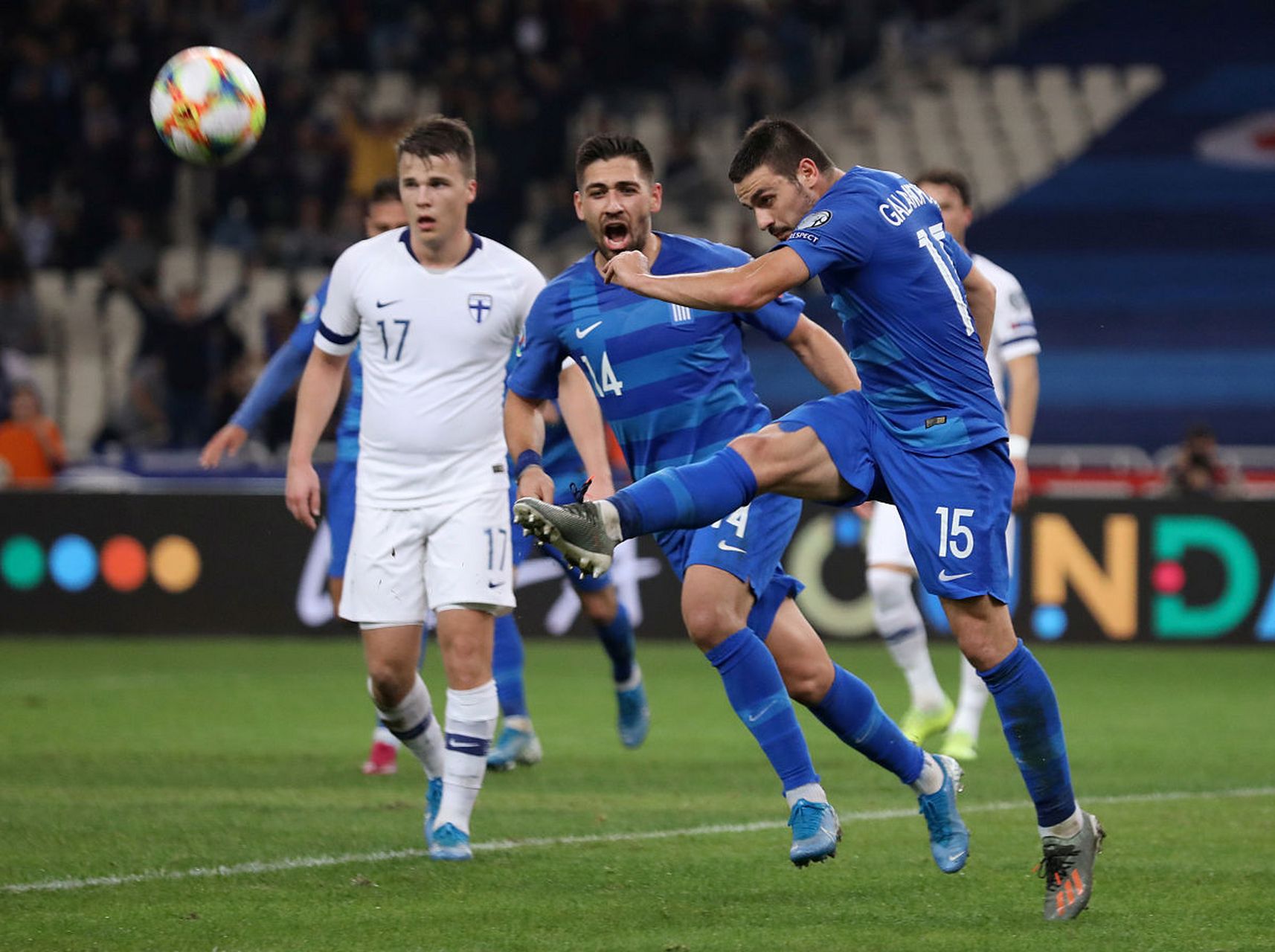 爱游戏app-关于欧预赛小组赛拉开序幕，球队备战冲击冠军的信息