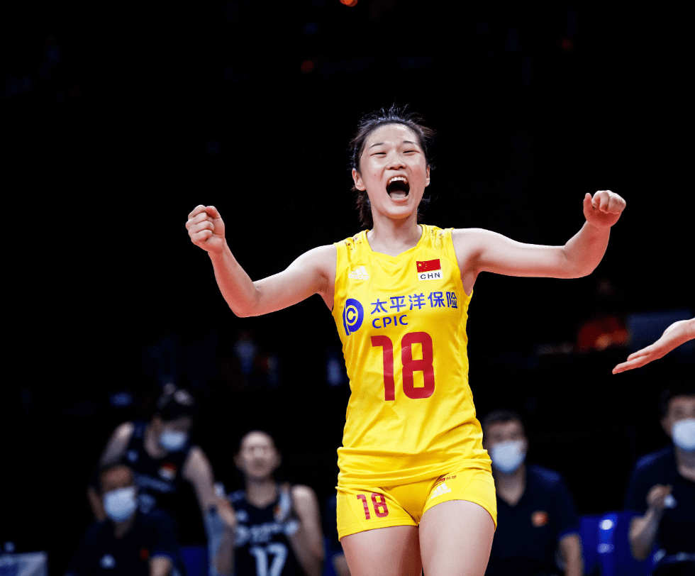 爱游戏官网网页版入口-太阳新秀崛起，首发阵容逐渐稳定