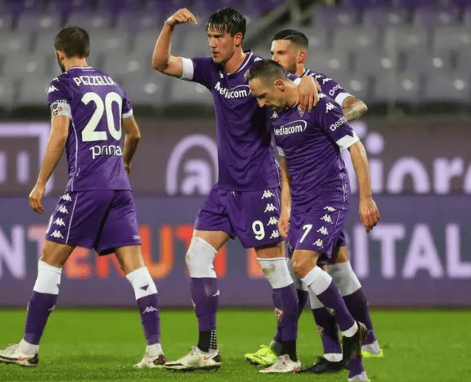 包含佛罗伦萨-战胜都灵,取得关键胜利的词条 包含佛罗伦萨-战胜都灵,取得关键胜利的词条