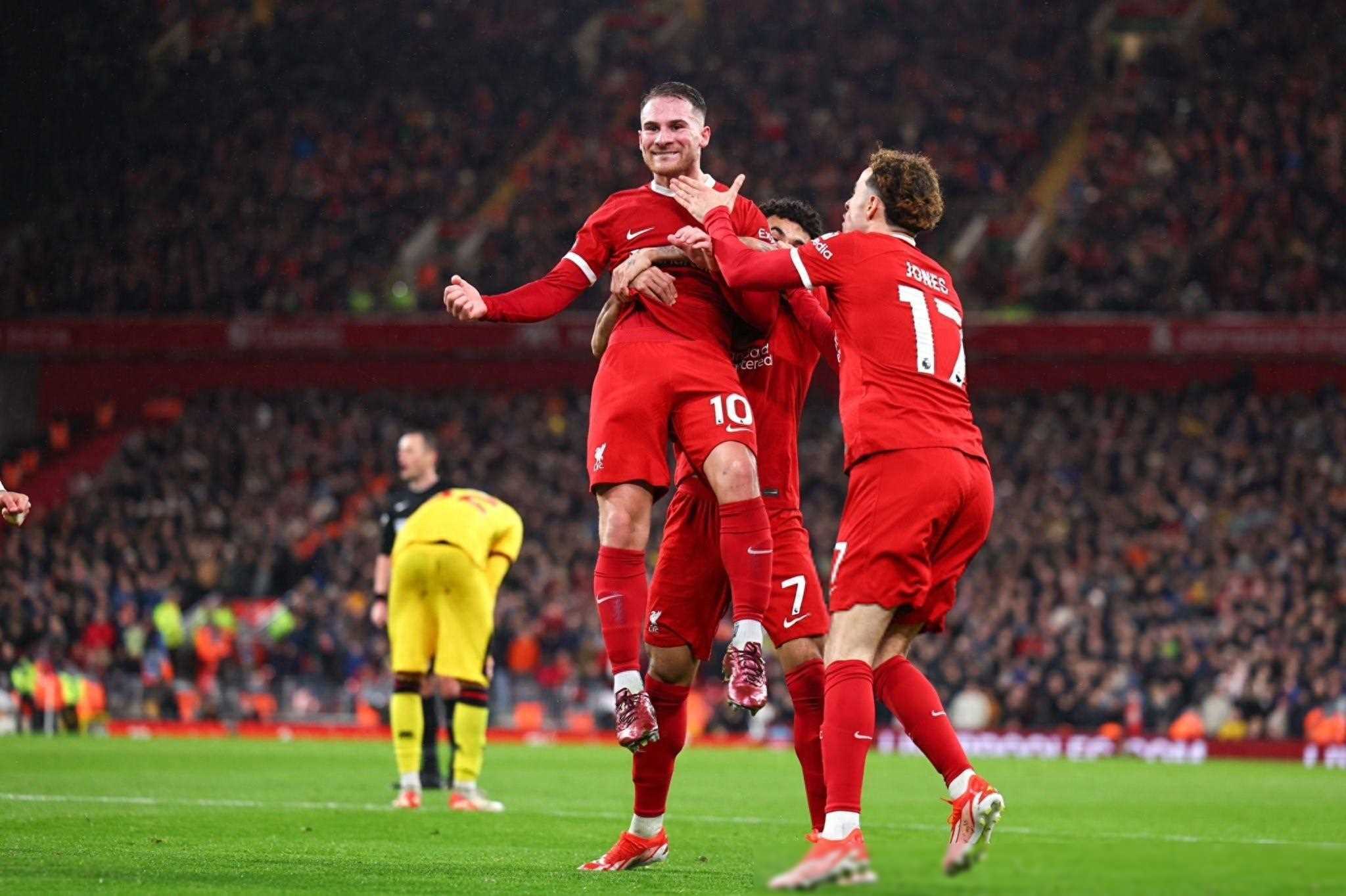 爱游戏网页版-包含巴黎圣日耳曼全面胜利，晋级前路一片光明的词条