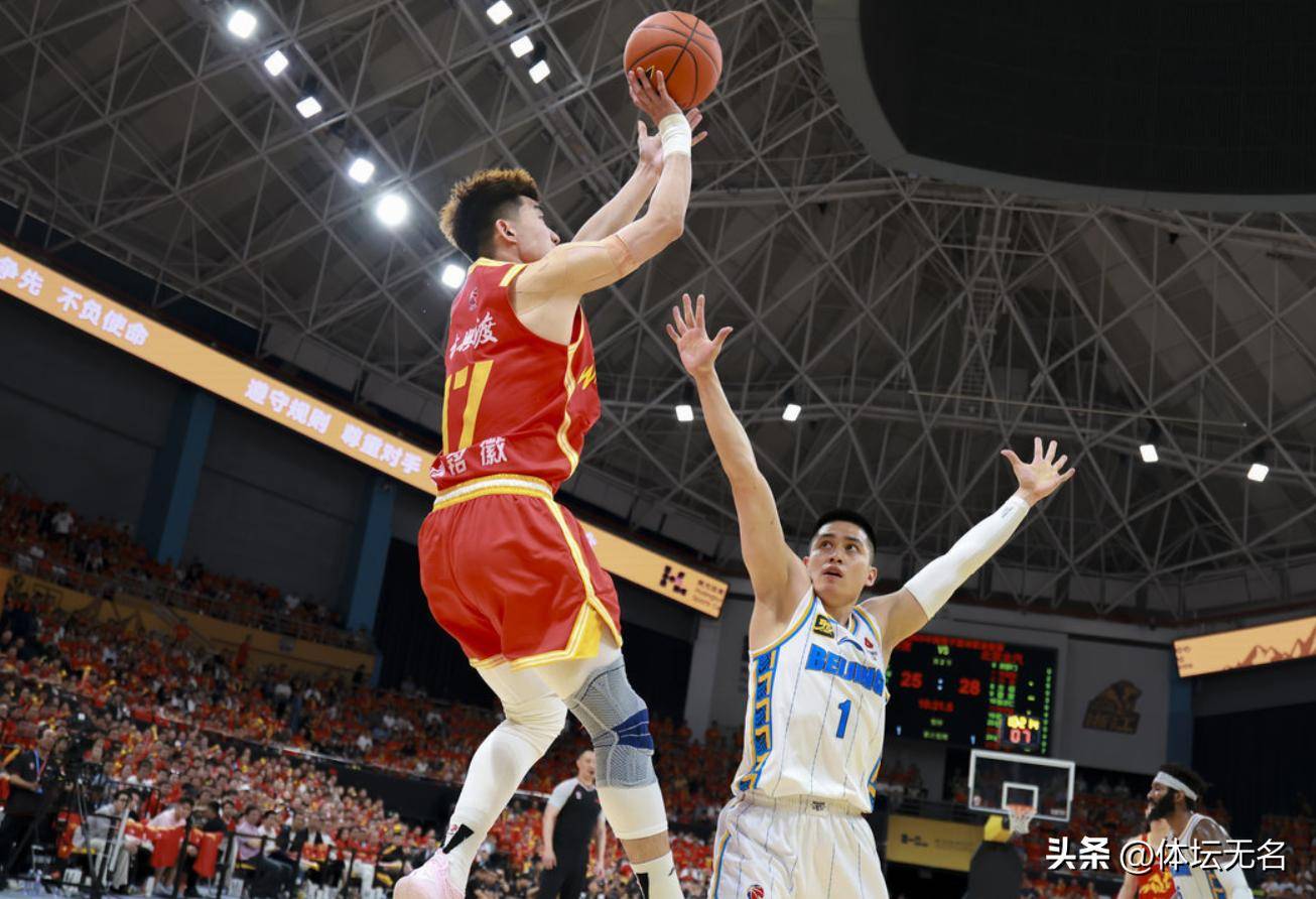 北京男篮展现强大实力,夺得胜利 北京男篮展现强大实力,夺得胜利