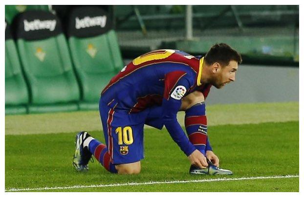 爱游戏在线登录-维拉利尔轻取埃瓦尔，提前拿下三分的简单介绍