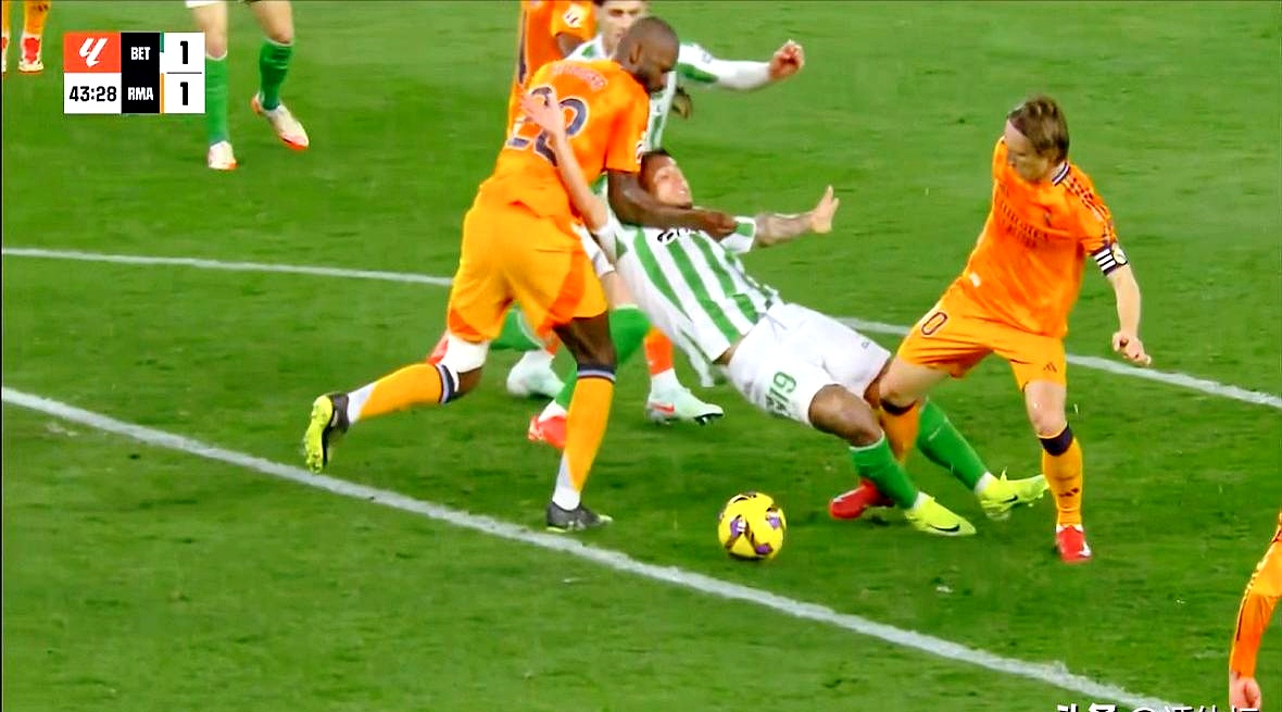 关于皇马客场逆转胜利,开局势如破竹的信息 关于皇马客场逆转胜利,开局势如破竹的信息