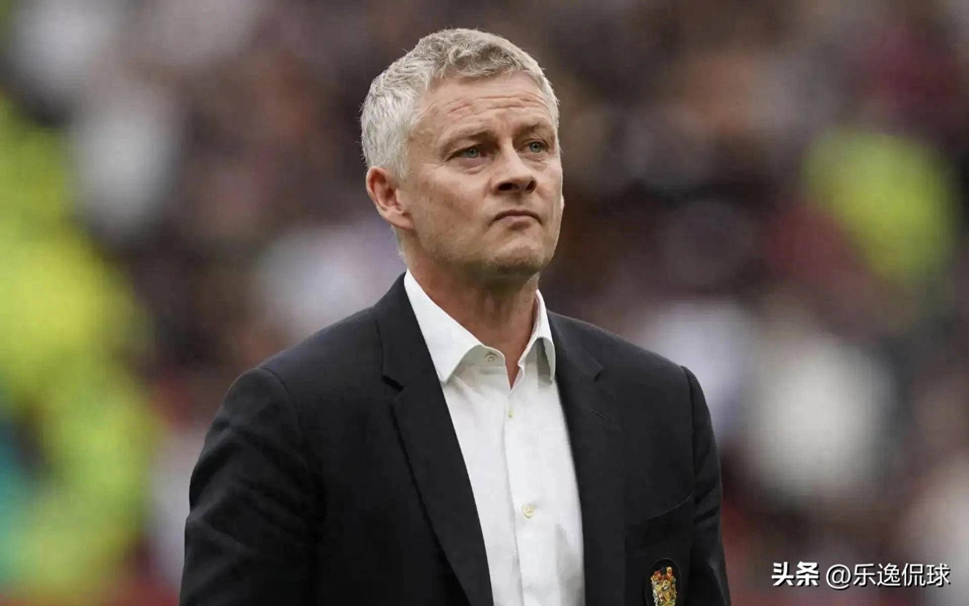 爱游戏官网入口-曼联中场博格巴状态低迷，索尔斯克亚困扰不断