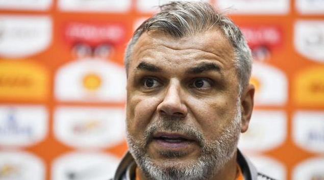 爱游戏官网-苏宁客场大胜绿城，实力明显占优，排名暂居榜首