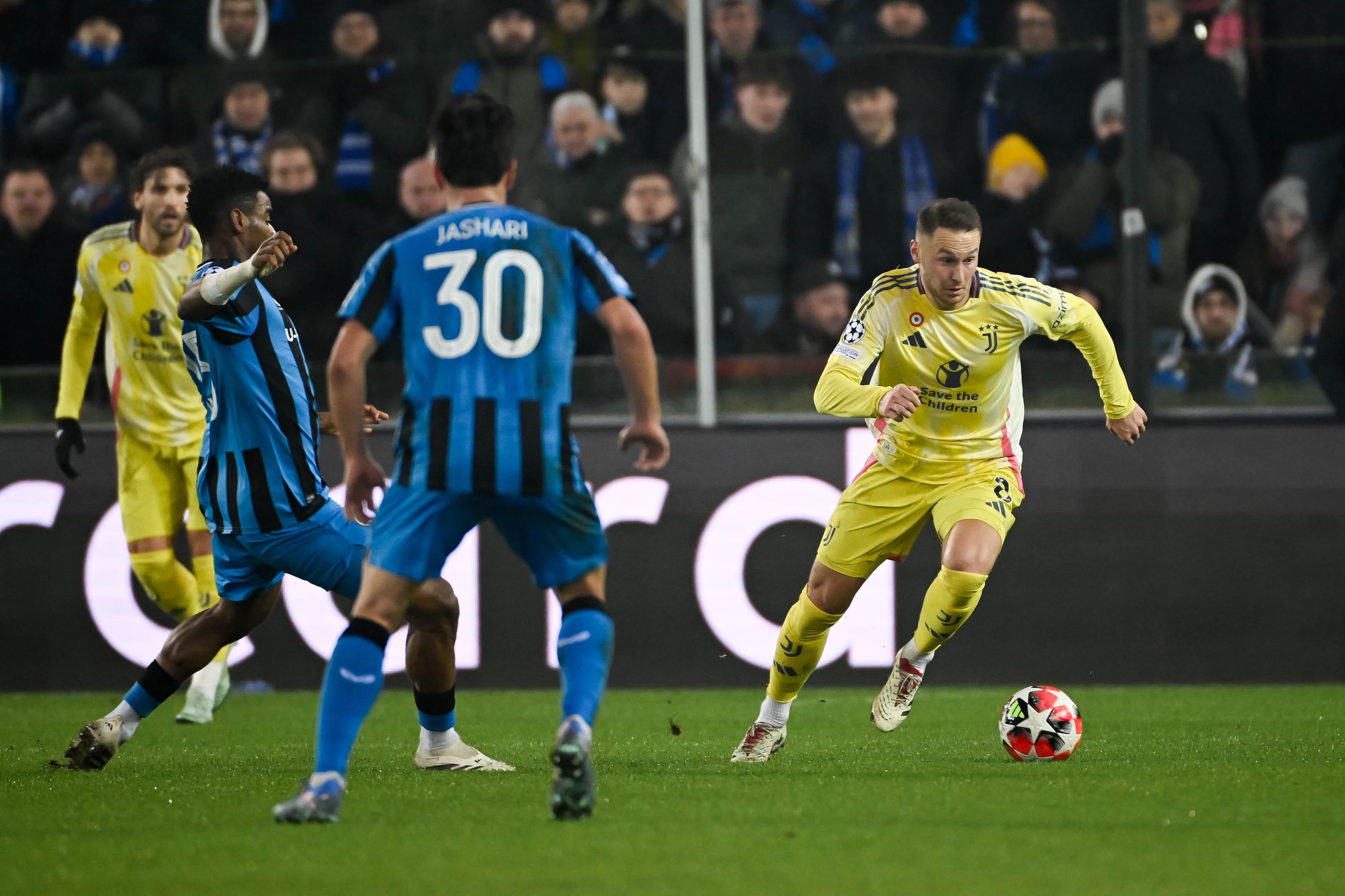 爱游戏在线-拜仁慕尼黑力克尤文图斯，晋级欧冠半决赛