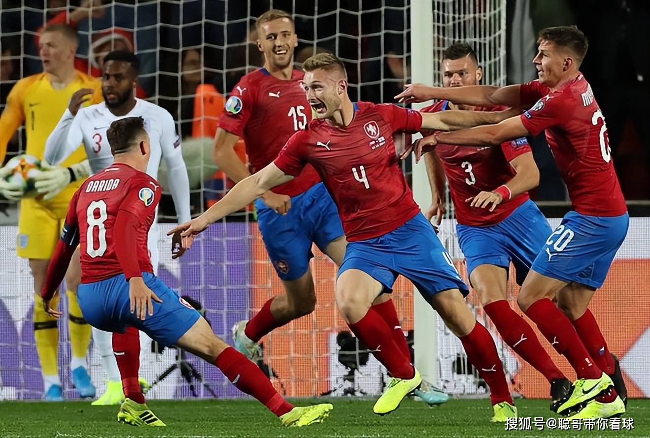 捷克队意外淘汰葡萄牙,成功闯入欧国联四强 捷克队意外淘汰葡萄牙,成功闯入欧国联四强