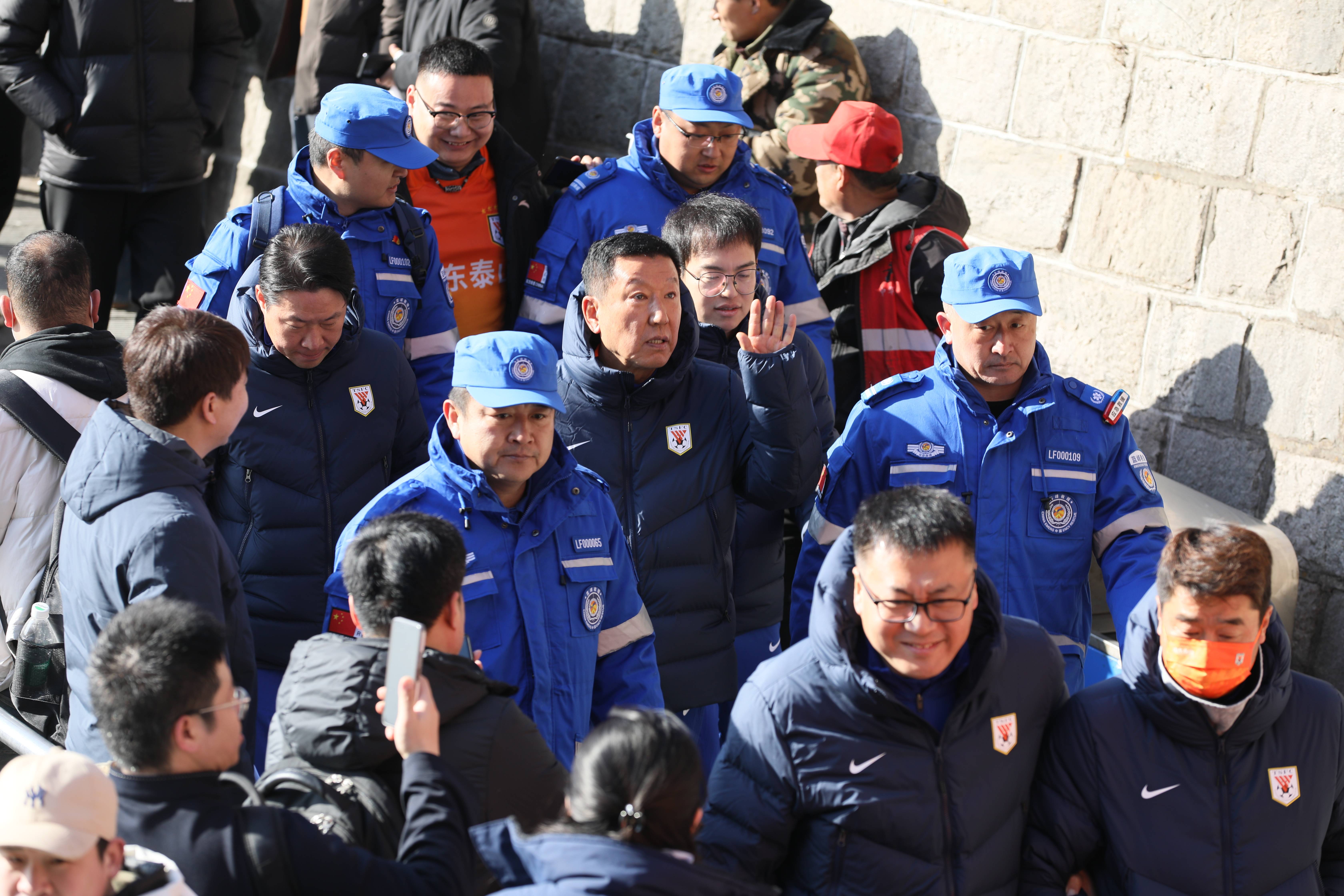 爱游戏在线登录-备战关键对决，球队积极备战迎接挑战的简单介绍