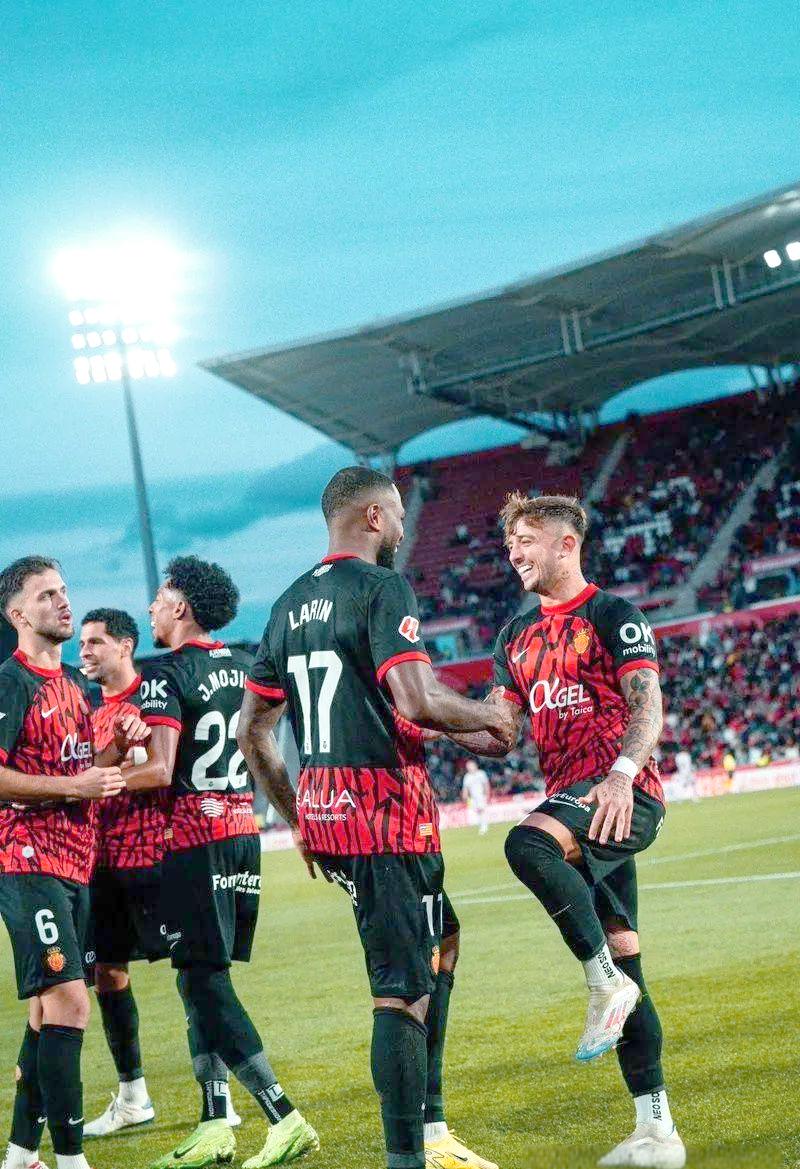 爱游戏入口-塞维利亚客场平局，保持联赛不败