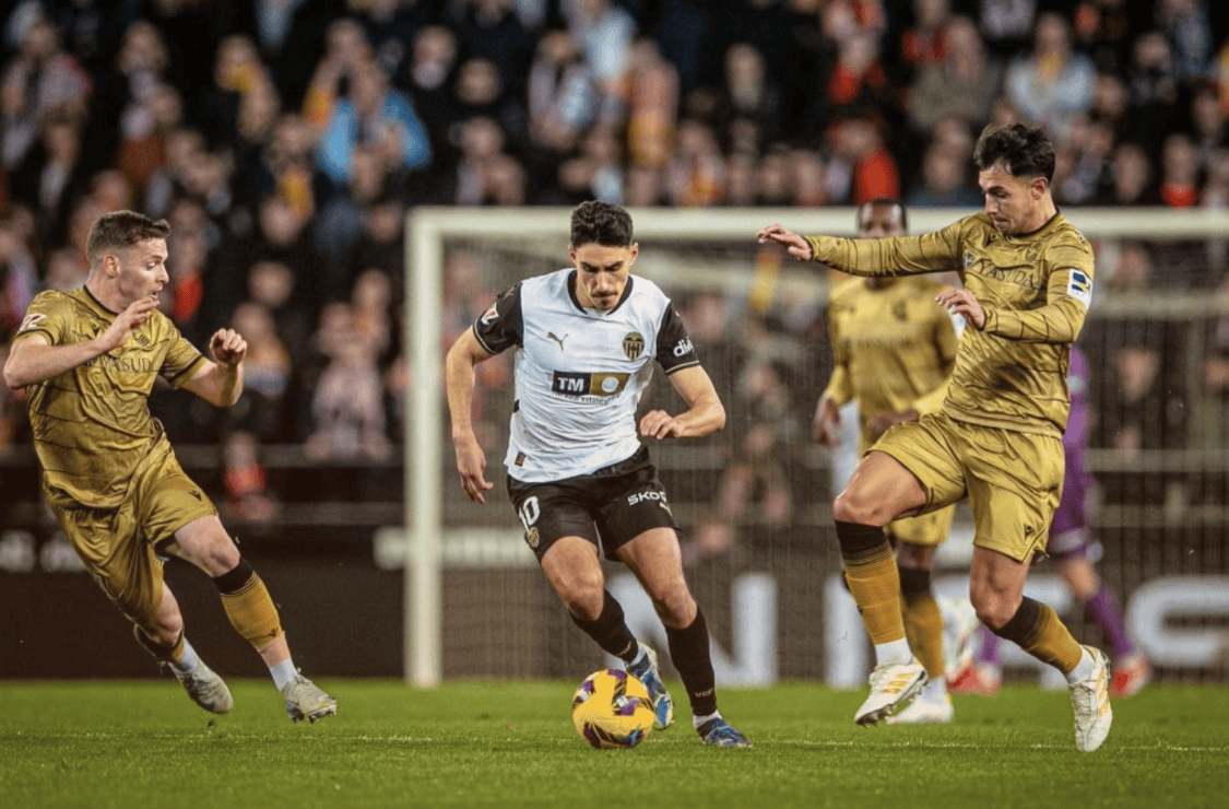 精彩对决报道:瓦伦西亚逆袭大胜的简单介绍 精彩对决报道:瓦伦西亚逆袭大胜的简单介绍