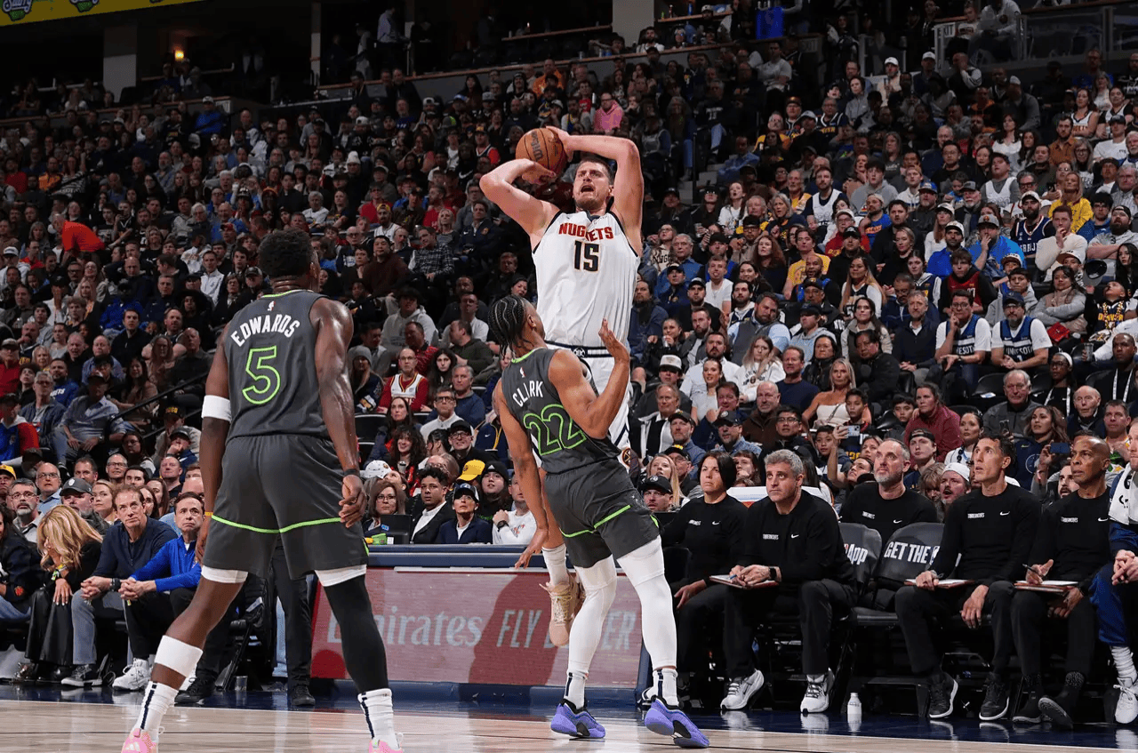 爱游戏亚洲官网-勇士轻取老鹰，黄蜂力克森林狼